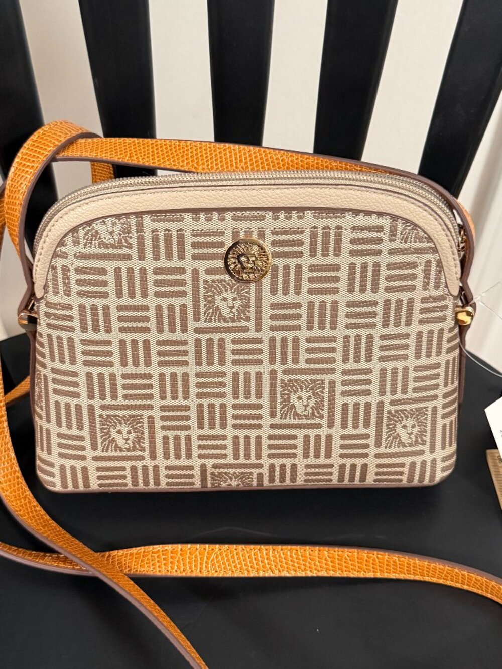 New Anne Klein Lion Head Logo Designer Crossbody Small Purse Bag Satchel